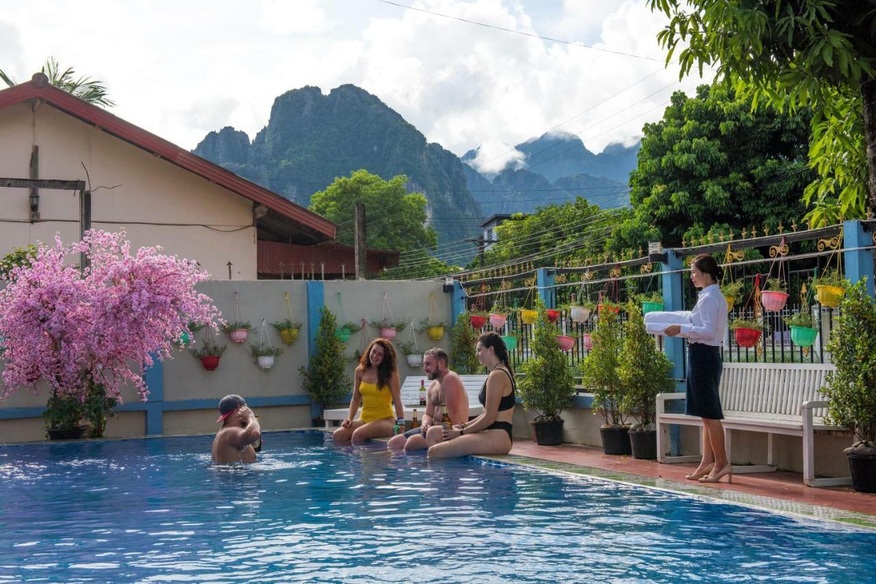 Annecy Hotel Ванг-Виенг Экстерьер фото