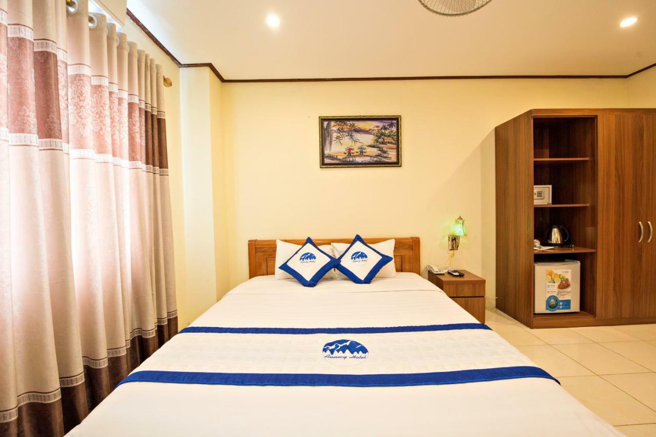 Annecy Hotel Ванг-Виенг Экстерьер фото